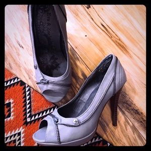 Eva & Zoe Zipper Stiletto, size 8